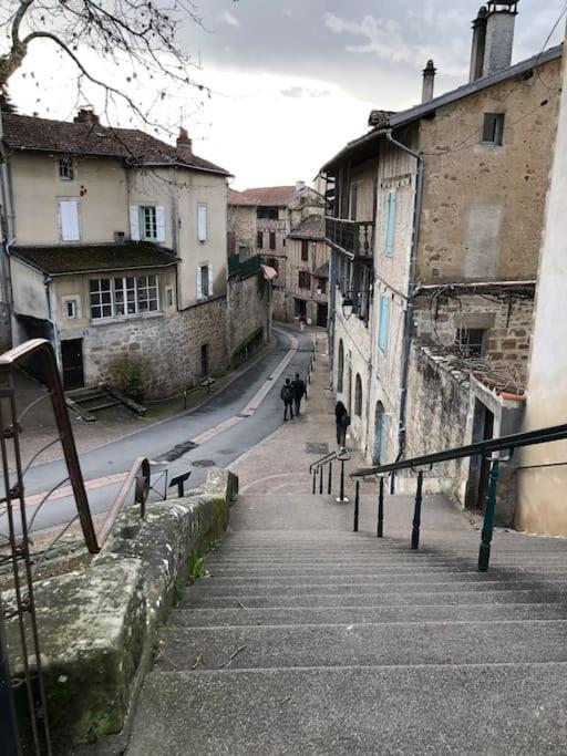 Chez Sophie Et Gege. Maison De Ville, Deux Chambres, De Plain-Pied Figeac Exteriér fotografie