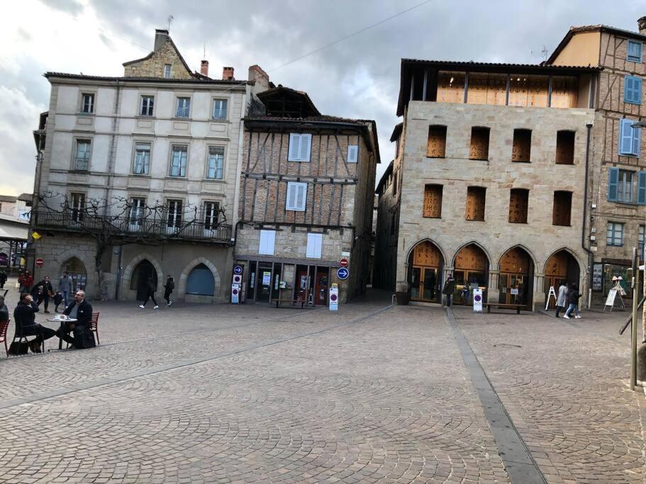 Chez Sophie Et Gege. Maison De Ville, Deux Chambres, De Plain-Pied Figeac Exteriér fotografie